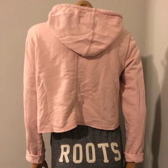 Cropped Sweater - Picture 3 of 3